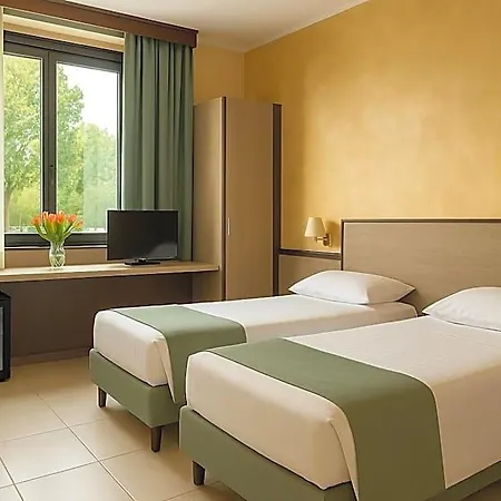 Airone Otel 3*